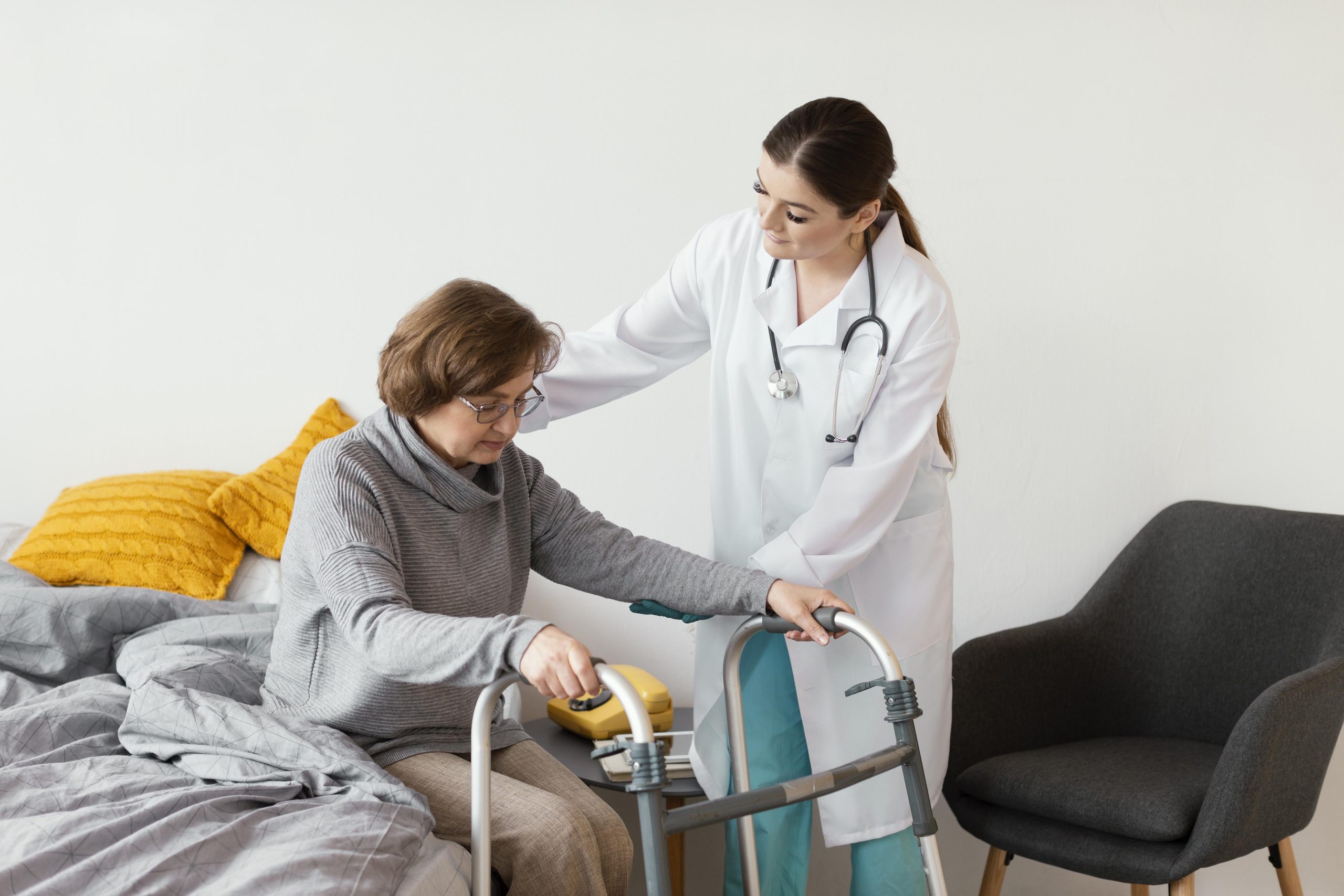Benefits of home nursing care vs hospital stay in Nashik