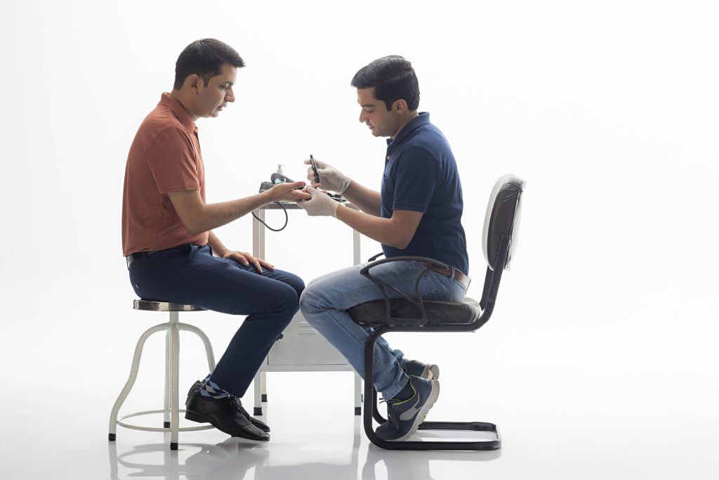 10 Silent Symptoms of Diabetes You’re Probably Ignoring 3 SM993787